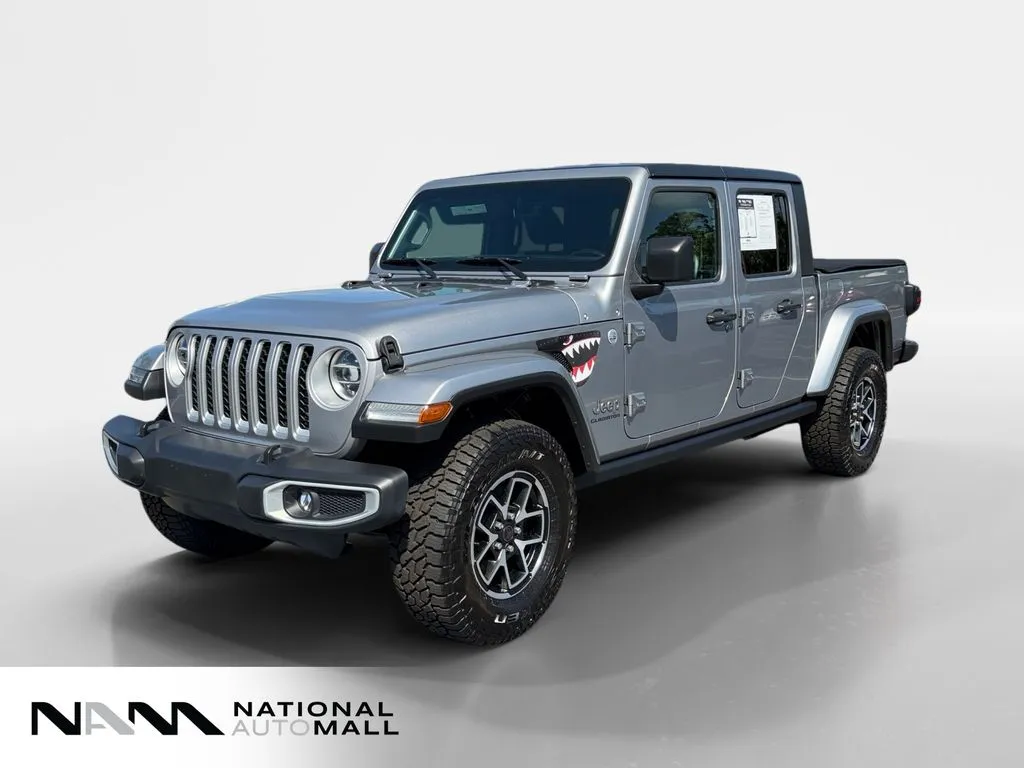 2020 Jeep Gladiator Overland's photo