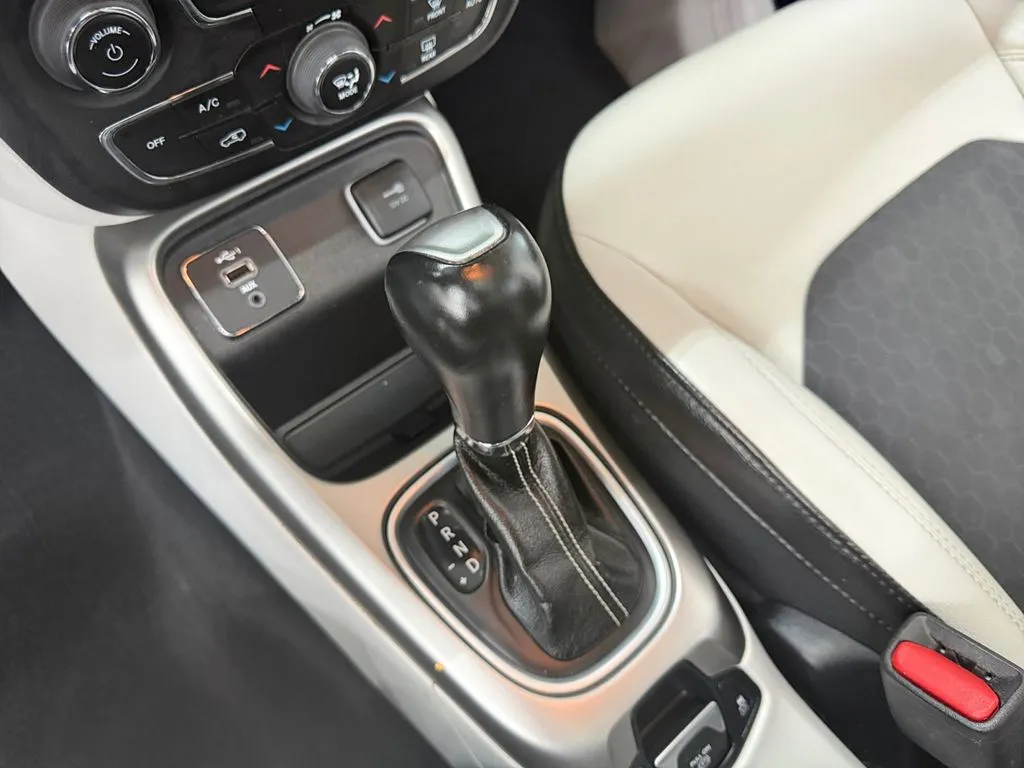 2019 Jeep Compass Sun & Wheel's photo