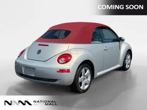 More photos of 2009 Volkswagen Beetle 2.5L at National Auto Mall, FL