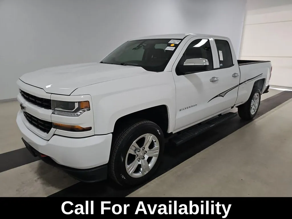 White 2017 Chevrolet Silverado 1500 Custom for sale in Merritt Island, FL
