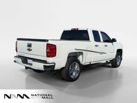 More photos of 2017 Chevrolet Silverado 1500 Custom at National Auto Mall, FL