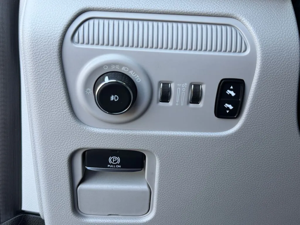 2022 Jeep Wagoneer Series II - Photo 29
