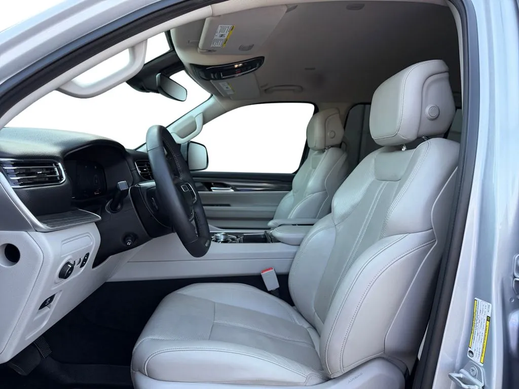 2022 Jeep Wagoneer Series II - Photo 10