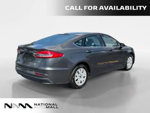 More photos of 2019 Ford Fusion S at National Auto Mall, FL