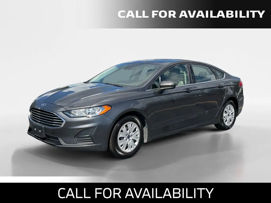2019 Ford Fusion S FWD's photo