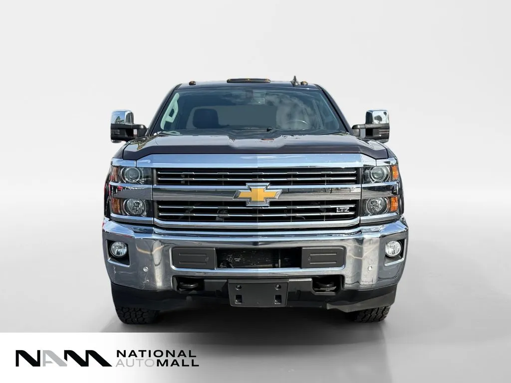 2016 Chevrolet Silverado 3500HD LTZ - Photo 8
