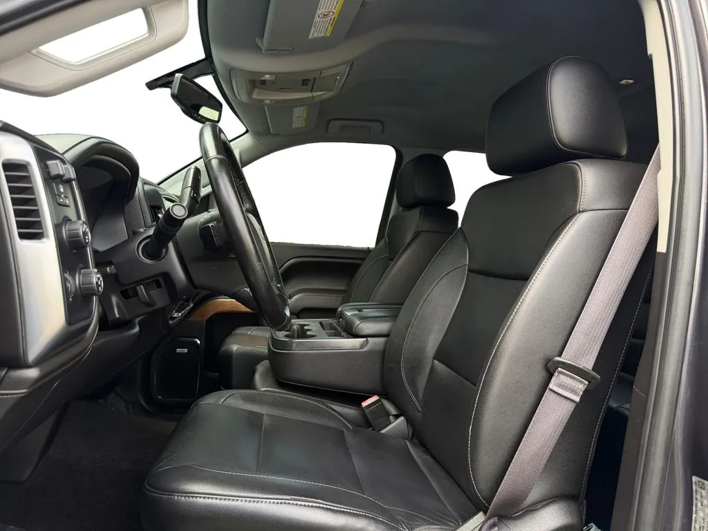 2016 Chevrolet Silverado 3500HD LTZ - Photo 10