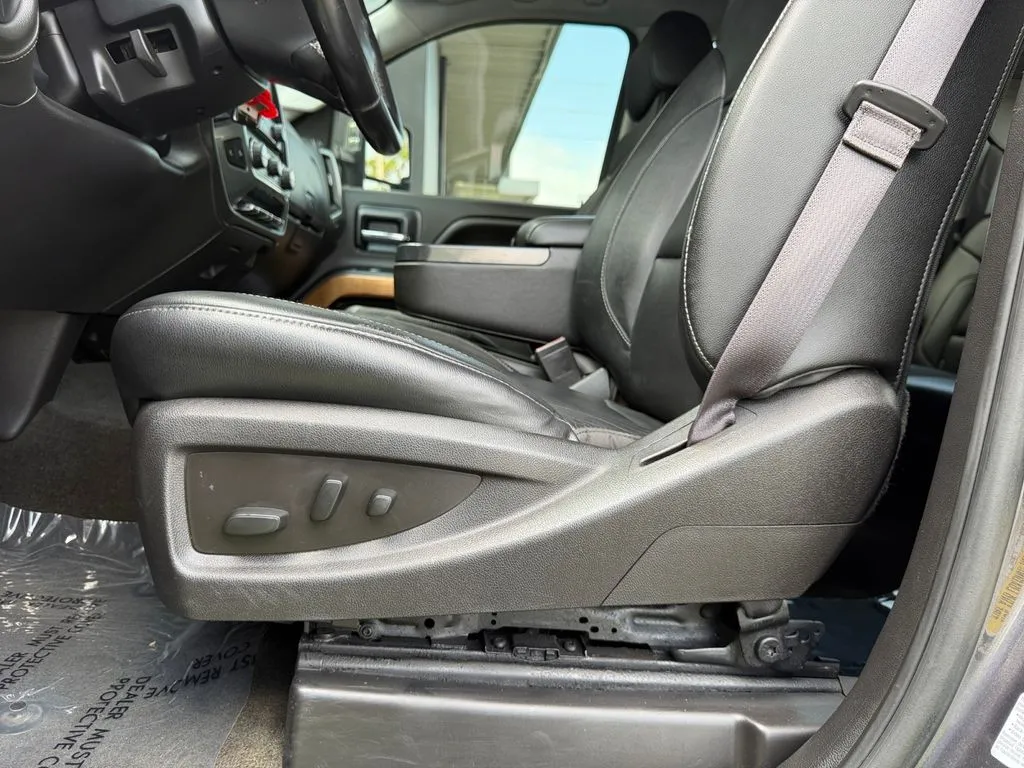 2016 Chevrolet Silverado 3500HD LTZ - Photo 35
