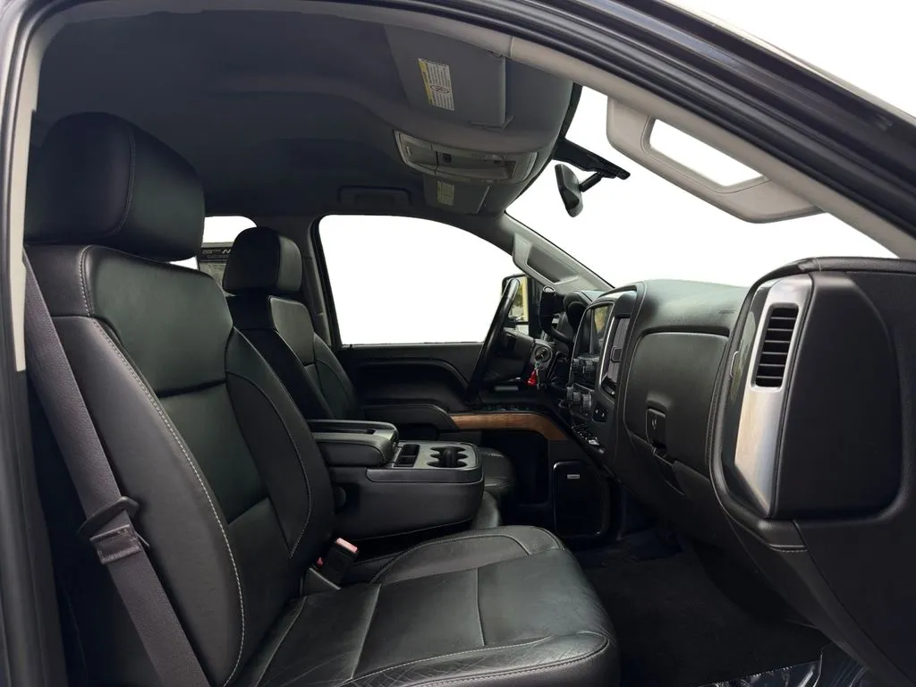 2016 Chevrolet Silverado 3500HD LTZ - Photo 17