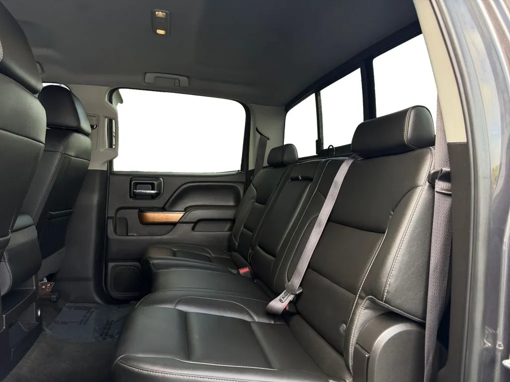 2016 Chevrolet Silverado 3500HD LTZ - Photo 16