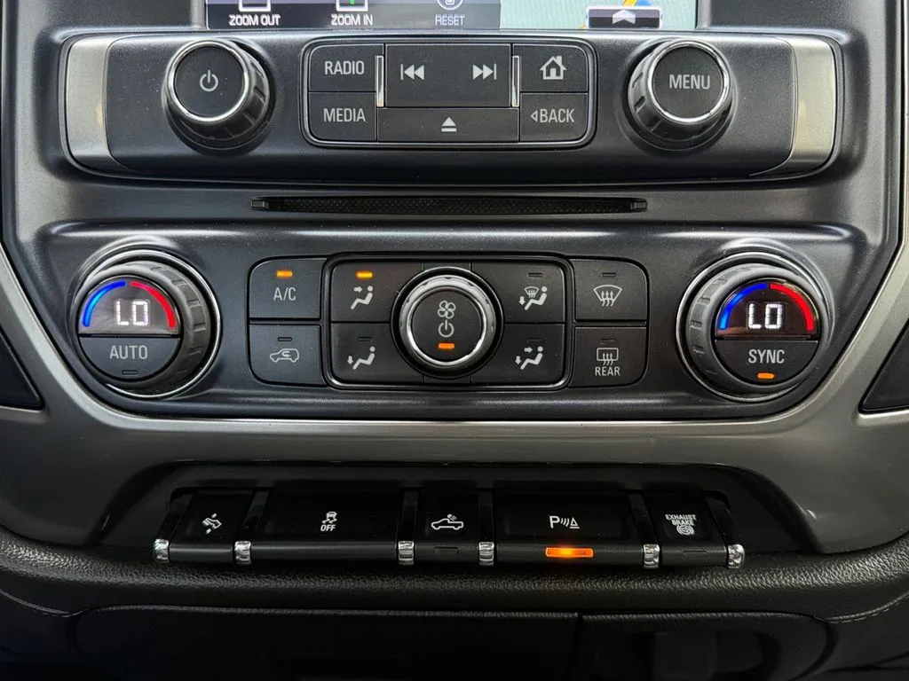 2016 Chevrolet Silverado 3500HD LTZ - Photo 27