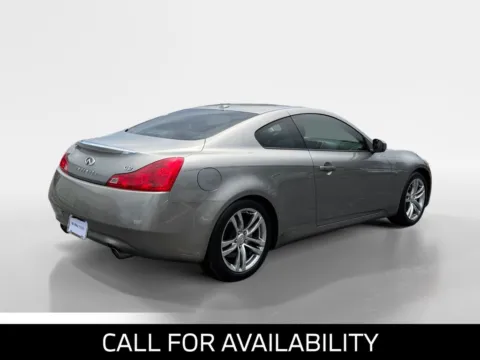 More photos of 2009 INFINITI G37 Journey at National Auto Mall, FL