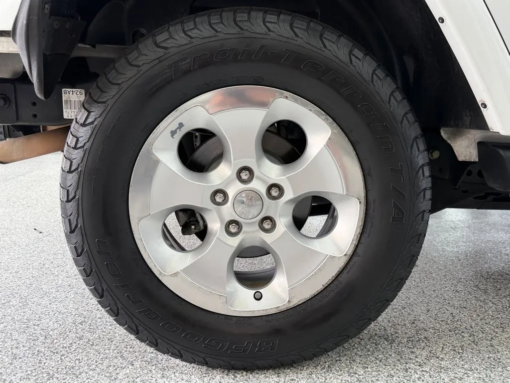 2014 Jeep Wrangler Unlimited Sahara - Photo 46