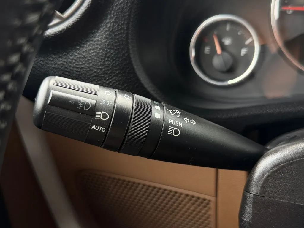 2014 Jeep Wrangler Unlimited Sahara - Photo 25