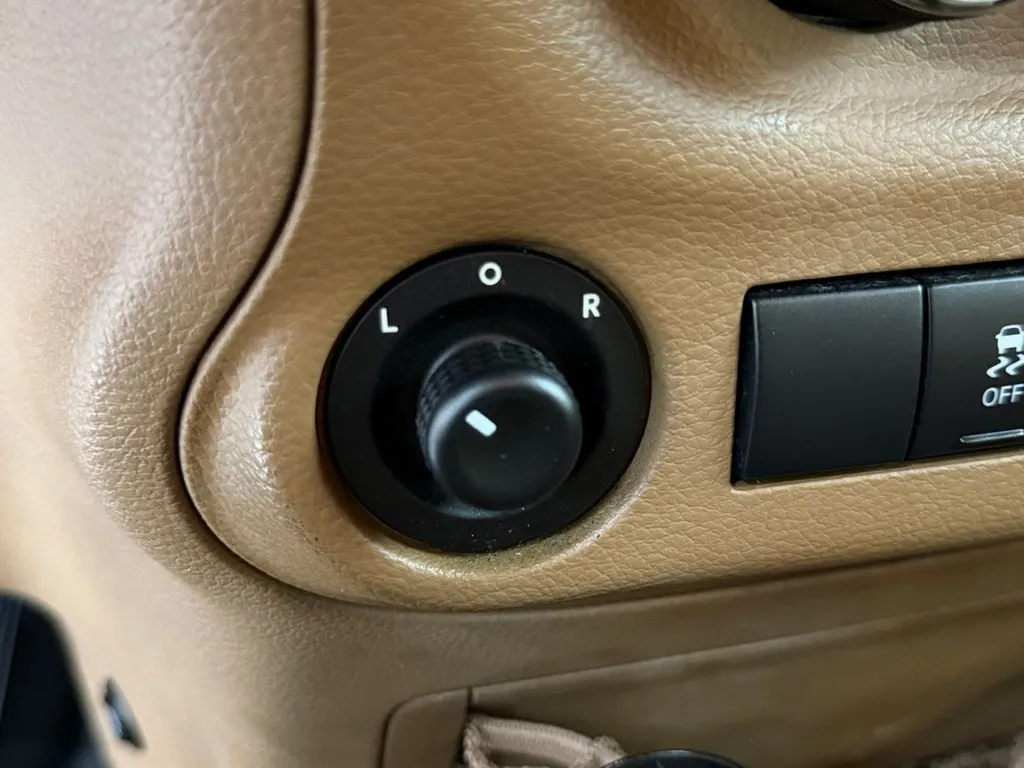 2014 Jeep Wrangler Unlimited Sahara - Photo 26