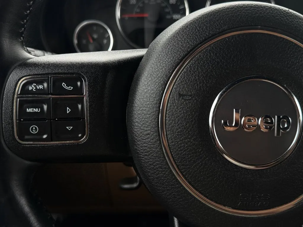 2014 Jeep Wrangler Unlimited Sahara - Photo 22
