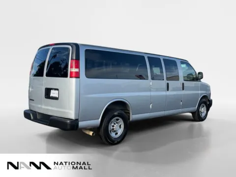 More photos of 2019 Chevrolet Express 3500 LS at National Auto Mall, FL