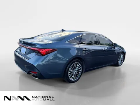 More photos of 2019 Toyota Avalon Limited at National Auto Mall, FL