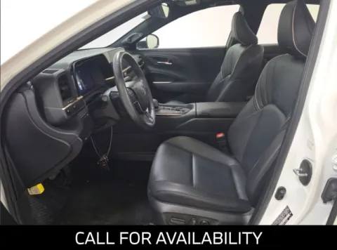 More photos of 2023 Toyota Crown Limited at National Auto Mall, FL