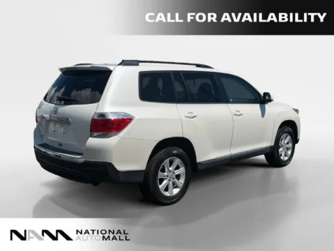 More photos of 2013 Toyota Highlander Base Plus at National Auto Mall, FL