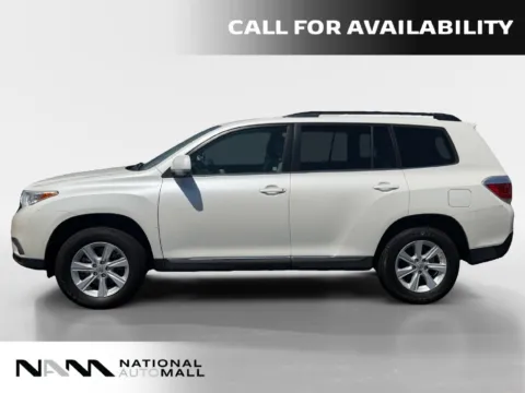 Photos of 2013 Toyota Highlander Base Plus for sale in Merritt Island, FL at National Auto Mall