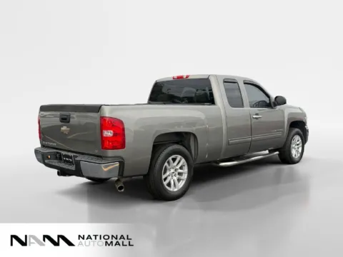 More photos of 2009 Chevrolet Silverado 1500 LT at National Auto Mall, FL