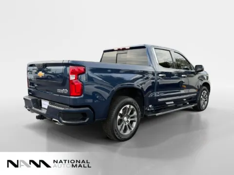 More photos of 2022 Chevrolet Silverado 1500 High Country at National Auto Mall, FL