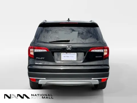 More photos of 2020 Honda Pilot Touring at National Auto Mall, FL