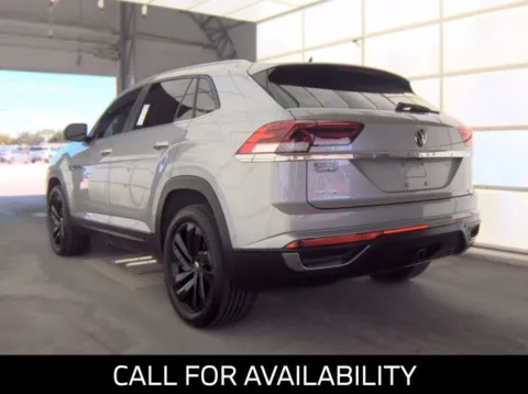 Photos of 2022 Volkswagen Atlas Cross Sport 3.6L V6 SE w/Technology for sale in Merritt Island, FL at National Auto Mall