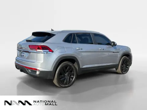 More photos of 2022 Volkswagen Atlas Cross Sport 3.6L V6 SE w/Technology at National Auto Mall, FL