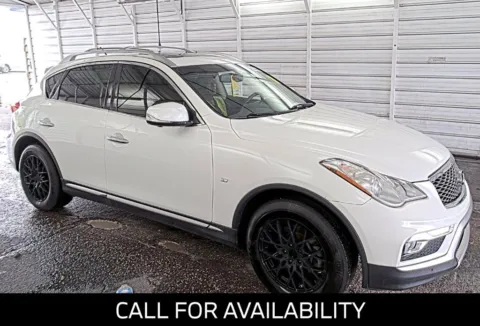 More photos of 2017 INFINITI QX50 at National Auto Mall, FL