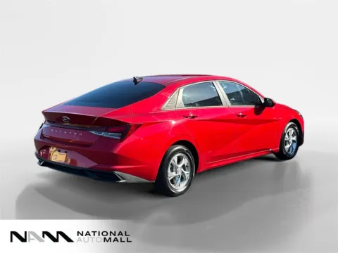 More photos of 2021 Hyundai Elantra SE at National Auto Mall, FL