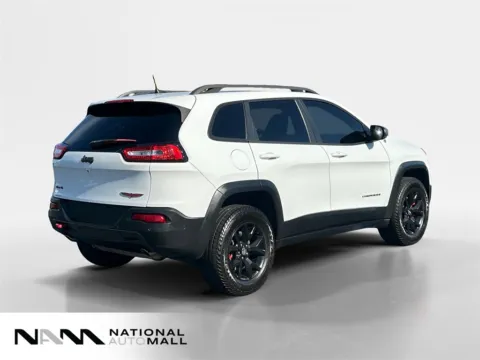 More photos of 2015 Jeep Cherokee Trailhawk at National Auto Mall, FL