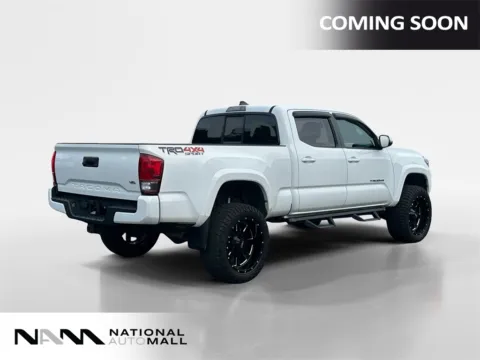 More photos of 2016 Toyota Tacoma SR5 at National Auto Mall, FL