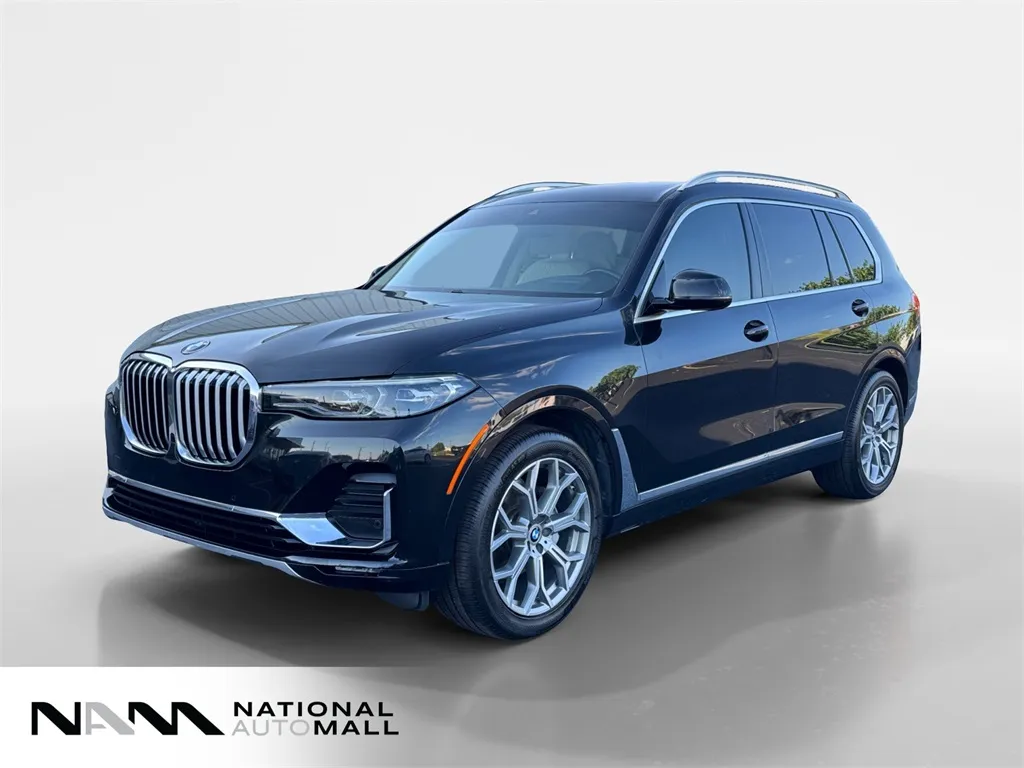 2020 BMW X7 40i's photo