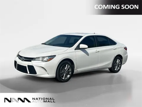 White 2017 Toyota Camry SE for sale in Merritt Island, FL