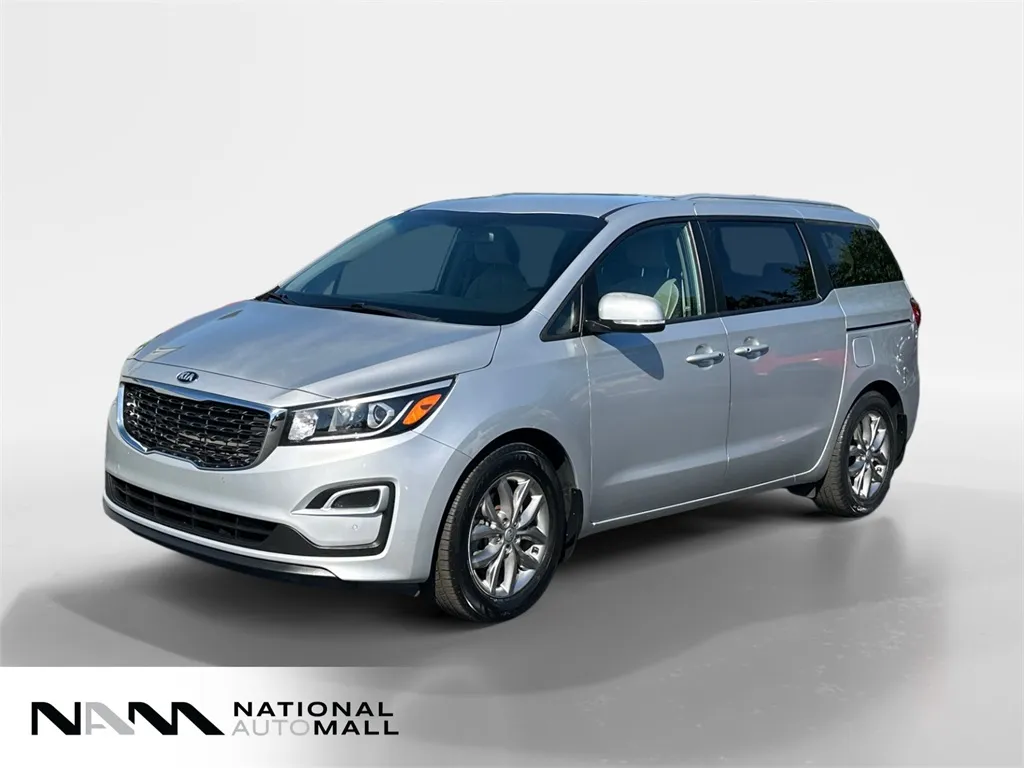 2020 Kia Sedona EX's photo