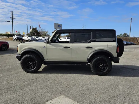 More photos of 2025 Ford Bronco Outer Banks at Brannen Motor Company, GA