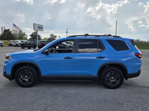 More photos of 2023 Honda Pilot TrailSport at Brannen Motor Company, GA