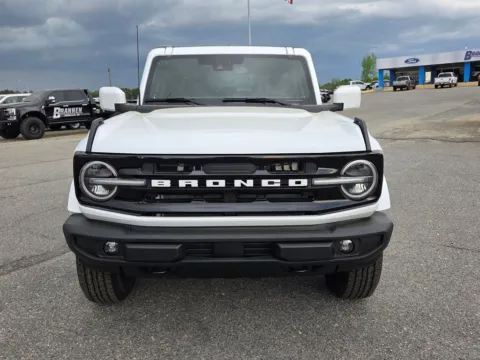 Photos of 2026 Ford Bronco Outer Banks for sale in Unadilla, GA at Brannen Motor Company