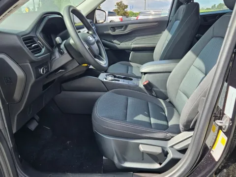 More photos of 2024 Ford Escape at Brannen Motor Company, GA