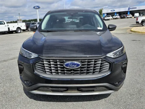 Photos of 2024 Ford Escape for sale in Unadilla, GA at Brannen Motor Company