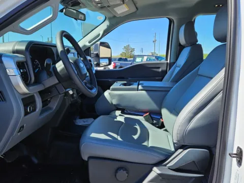 More photos of 2025 Ford Super Duty F-550 DRW XL at Brannen Motor Company, GA