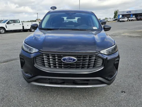 Photos of 2024 Ford Escape for sale in Unadilla, GA at Brannen Motor Company