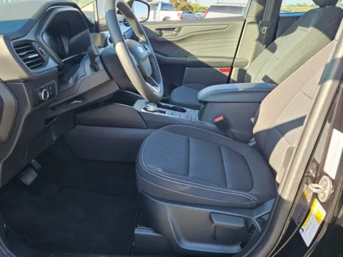 More photos of 2024 Ford Escape at Brannen Motor Company, GA