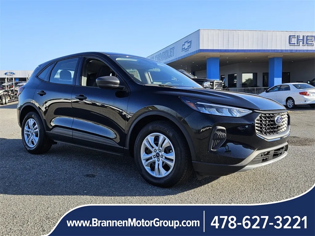 Black 2024 Ford Escape for sale in Unadilla, GA