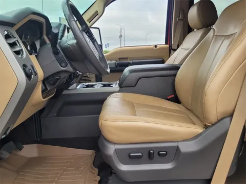 More photos of 2015 Ford Super Duty F-350 SRW Lariat at Brannen Motor Company, GA