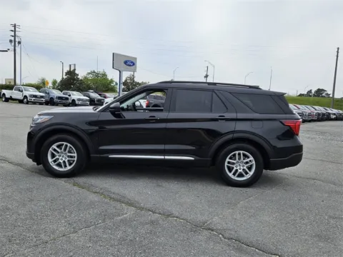 More photos of 2025 Ford Explorer Active at Brannen Motor Company, GA