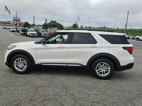 More photos of 2025 Ford Explorer Active at Brannen Motor Company, GA