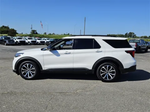 More photos of 2025 Ford Explorer ST-Line at Brannen Motor Company, GA